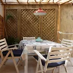Cavana Cosy Apartment With Garden Near The Sea